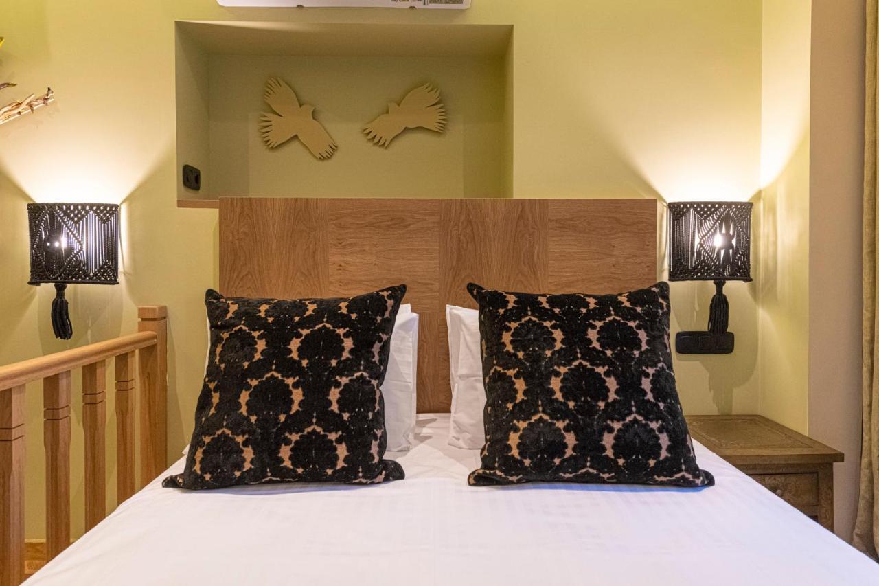 Ipelhome - Plaka Boutique Apartments Афины Экстерьер фото