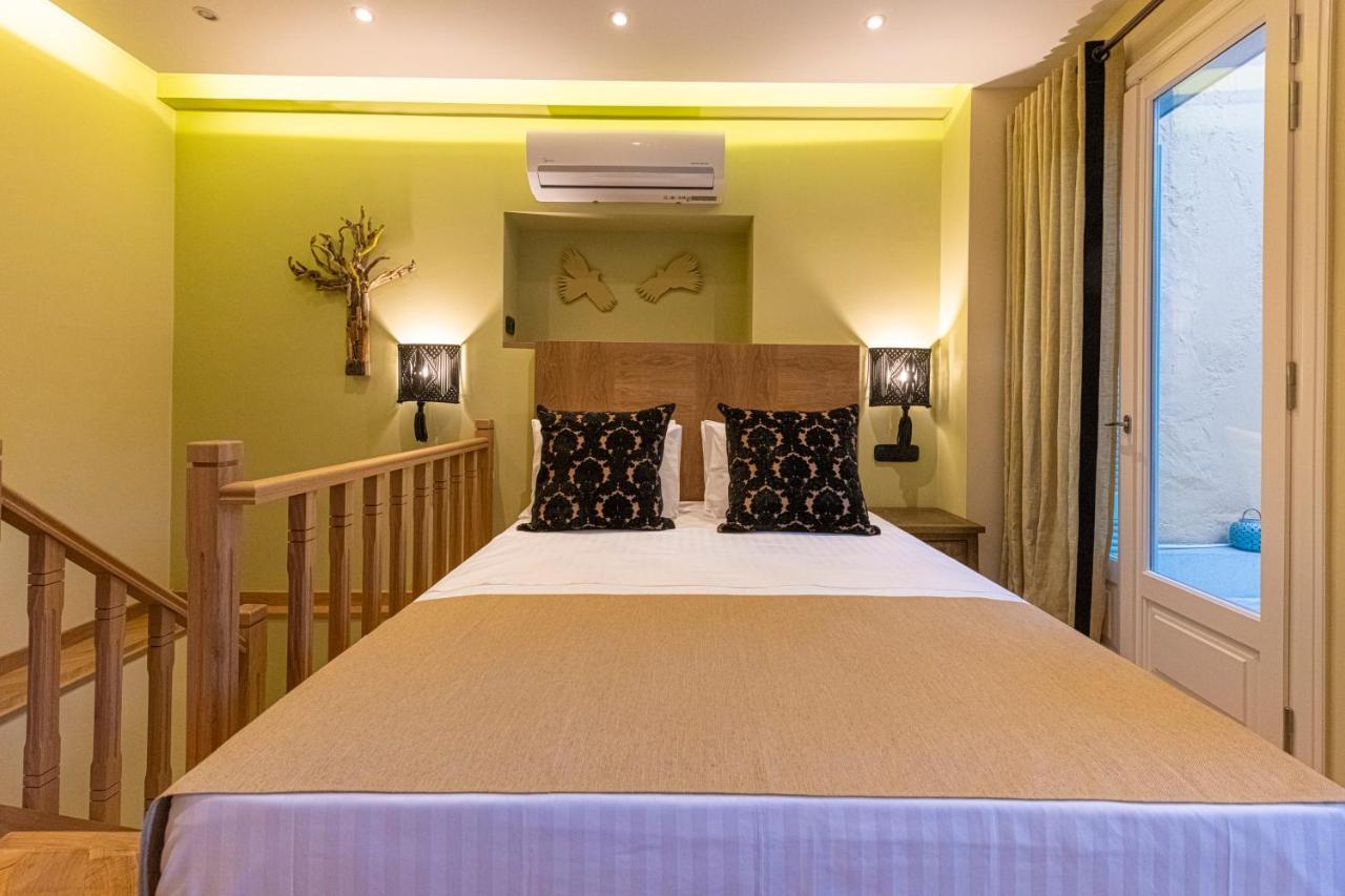 Ipelhome - Plaka Boutique Apartments Афины Экстерьер фото