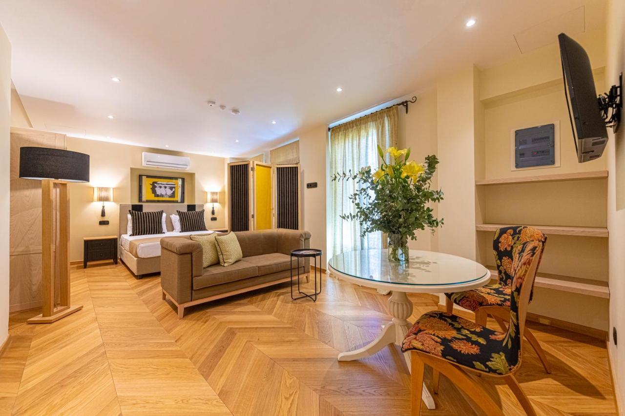 Ipelhome - Plaka Boutique Apartments Афины Экстерьер фото