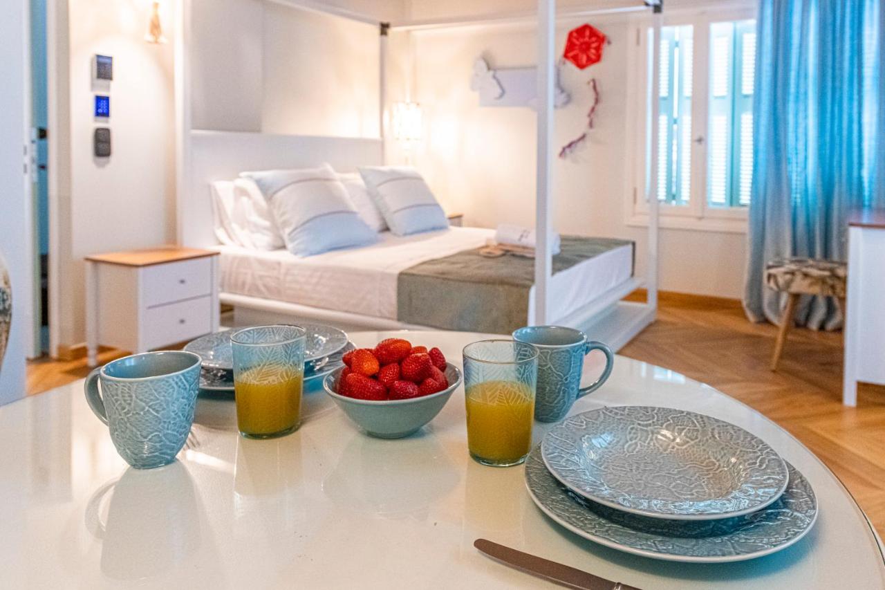Ipelhome - Plaka Boutique Apartments Афины Экстерьер фото