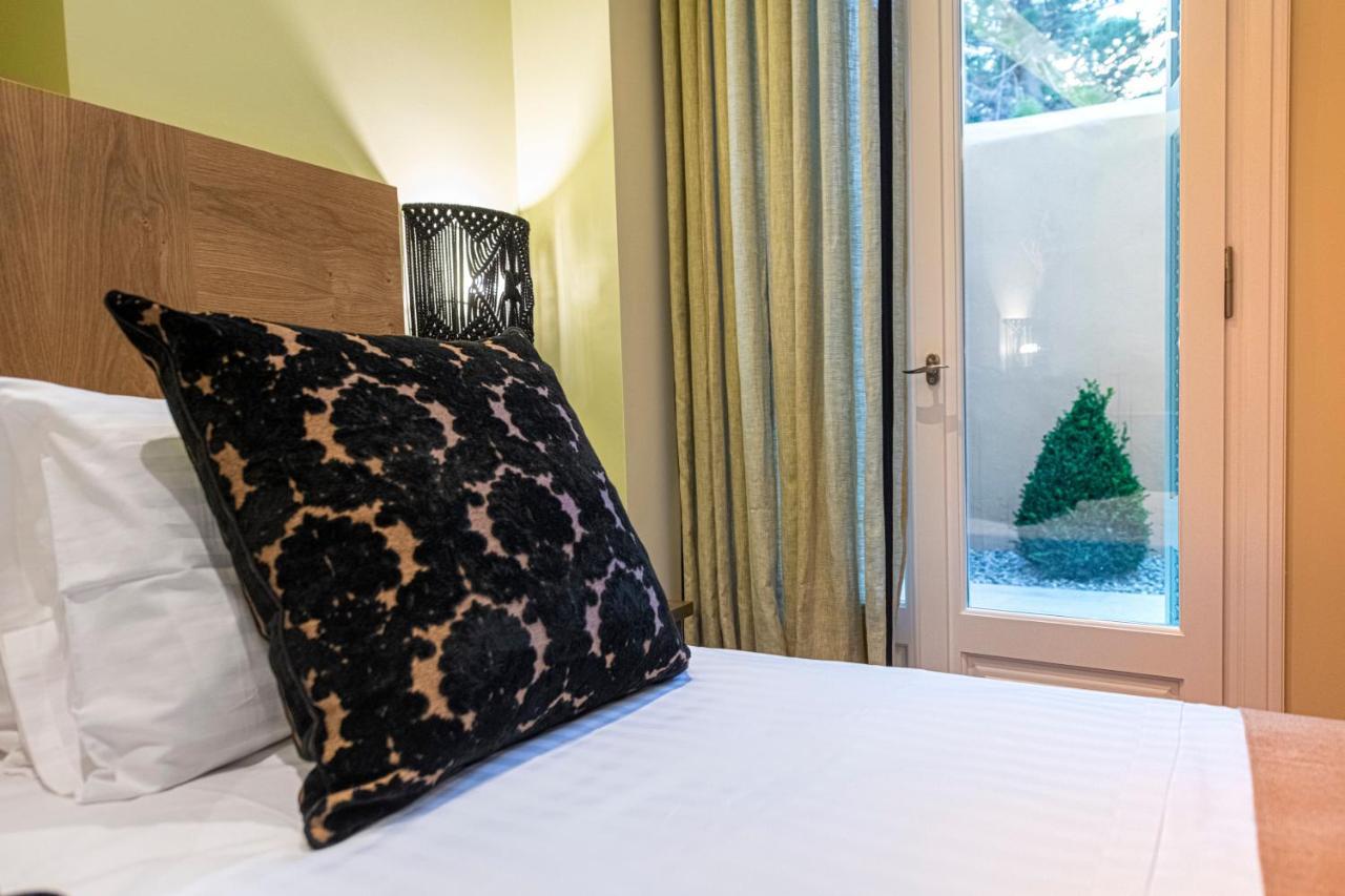 Ipelhome - Plaka Boutique Apartments Афины Экстерьер фото