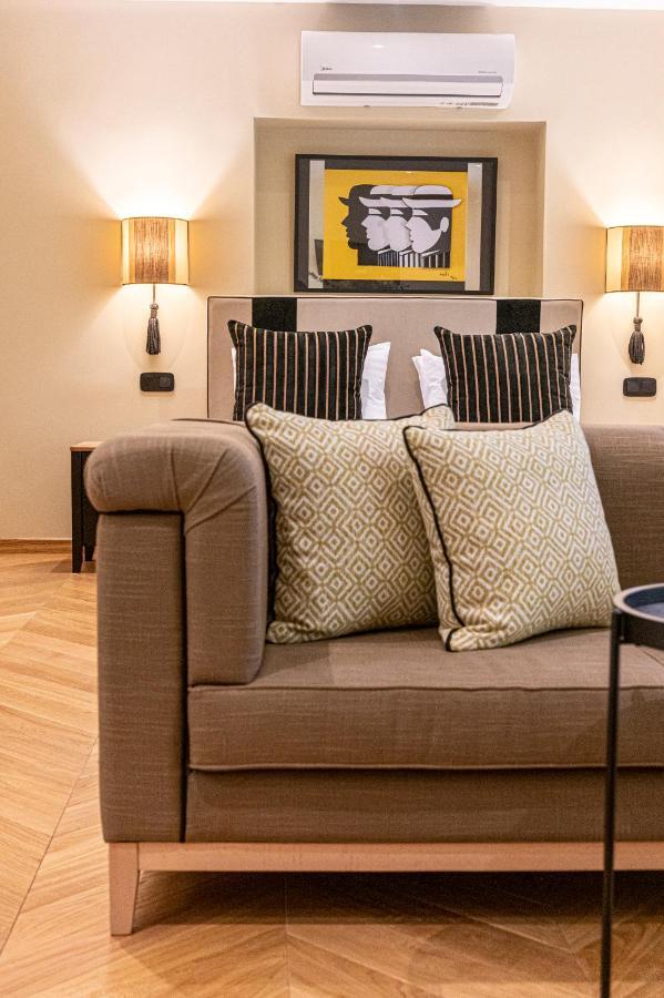 Ipelhome - Plaka Boutique Apartments Афины Экстерьер фото