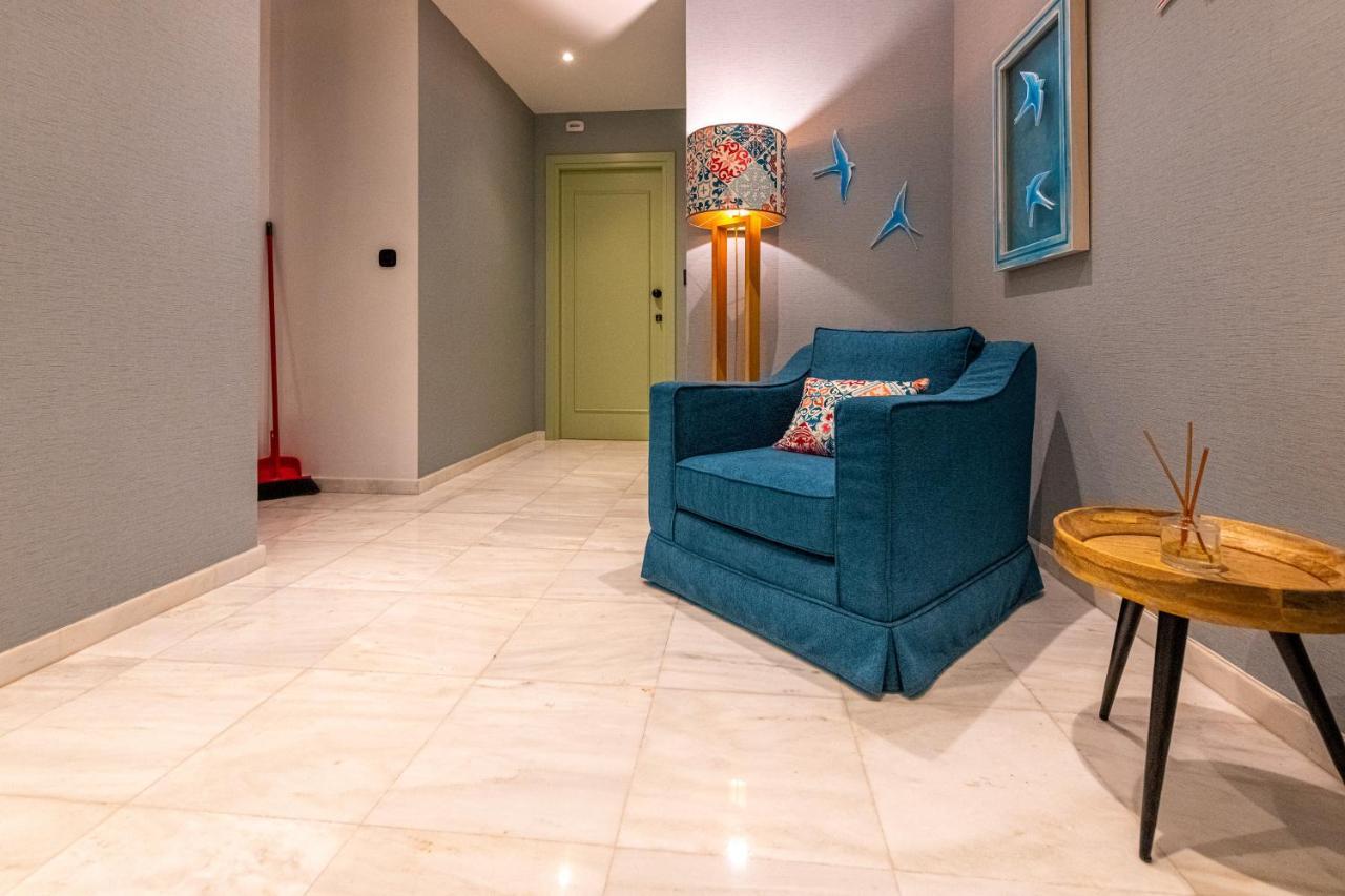 Ipelhome - Plaka Boutique Apartments Афины Экстерьер фото