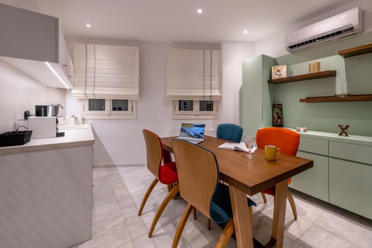 Ipelhome - Plaka Boutique Apartments Афины Экстерьер фото